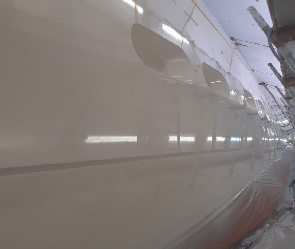 Lusben shipyard refit work on LEOPARD 34 metre